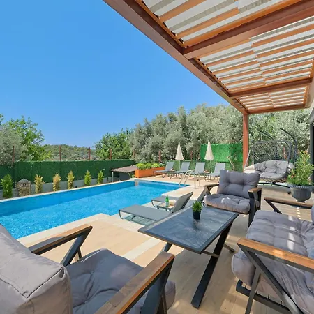 Casa Lykia - With Pool & Sea Nearby *