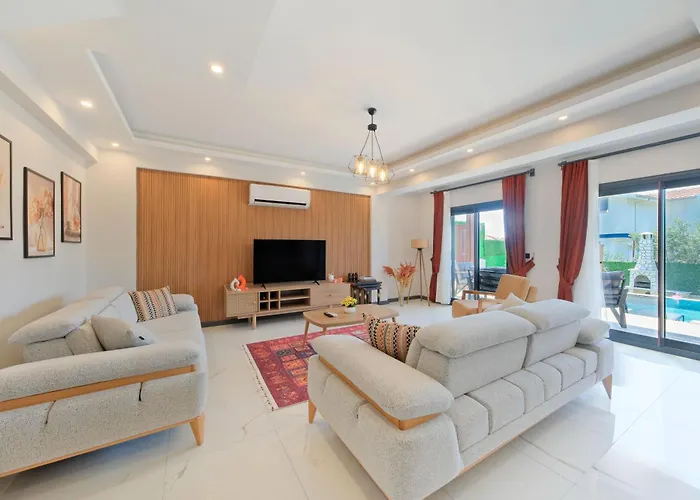 Casa Lykia - With Pool & Sea Nearby ヴィラ